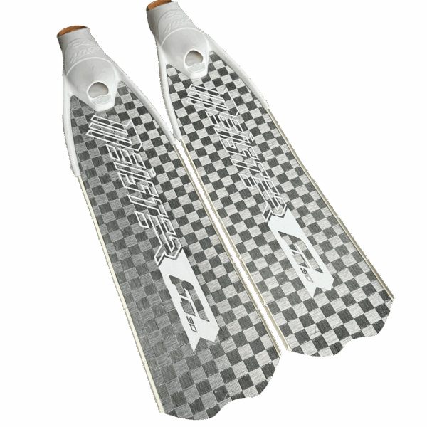 Meister Silver Carbon F1 30° Color Skin Fins